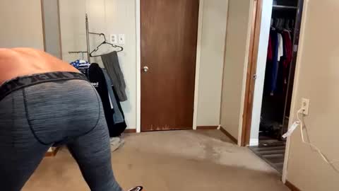 Htwnswangngape online show from January 12, 6:40 am