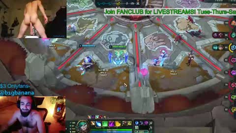 Snapshot of b1gbanana chatting on March 4, 3:00 am b1gbanana online show from March 4, 3:00 am