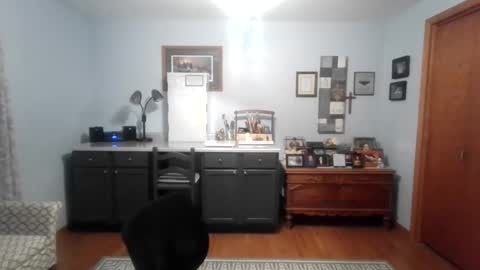 Snapshot of b1gh0rnyguy chatting on November 4, 12:04 pm Cory online show from November 4, 12:04 pm