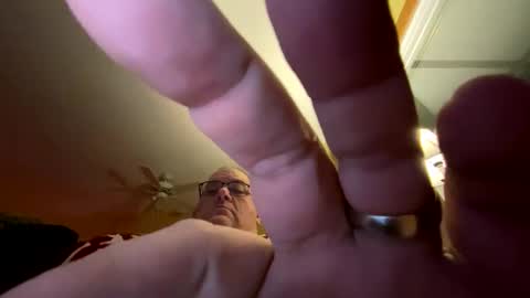 Snapshot of b1gh0rnyguy chatting on December 17, 12:27 am Cory online show from December 17, 12:27 am