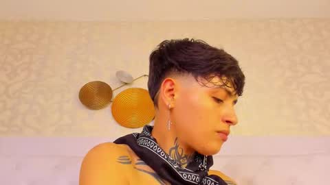 Anny online show from February 20, 6:26 am