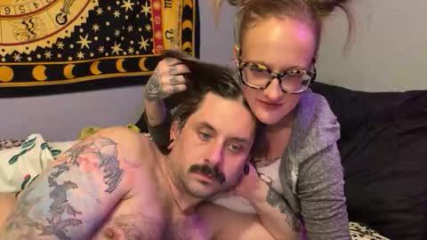 Snapshot of b4nkshot765 chatting on February 5, 5:34 am bry online show from February 5, 5:34 am