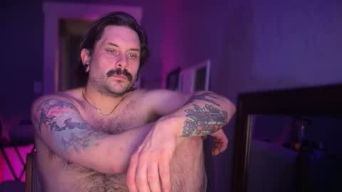 Snapshot of b4nkshot765 chatting on February 16, 12:23 pm bry online show from February 16, 12:23 pm