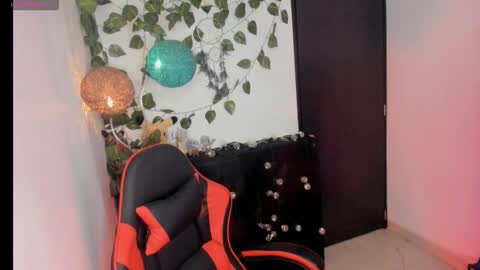 Snapshot of baaby_boyy chatting on February 22, 7:29 am odeley online show from February 22, 7:29 am