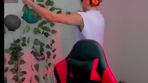 Snapshot of baaby_boyy chatting on March 13, 2:56 pm odeley online show from March 13, 2:56 pm