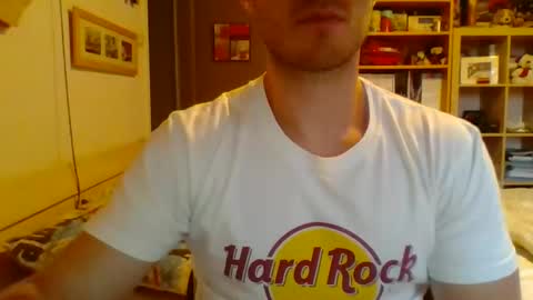 Snapshot of babacoolmagic chatting on October 18, 4:19 pm babacoolmagic online show from October 18, 4:19 pm