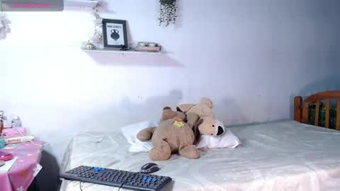 babby_swet online show from May 22, 12:11 pm