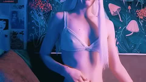 babe_moister online show from September 21, 8:38 am