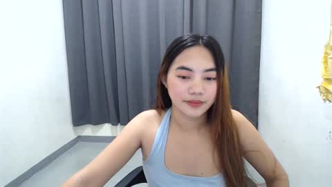 Snapshot of babedine chatting on June 7, 9:18 pm babedine online show from June 7, 9:18 pm