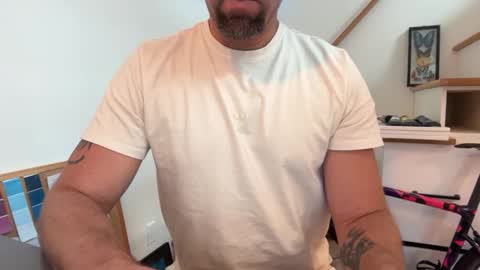 Snapshot of babeheater chatting on December 17, 7:20 pm babeheater online show from December 17, 7:20 pm