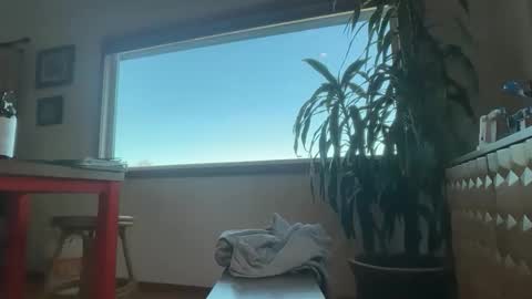 Snapshot of babeheater chatting on March 11, 4:35 pm babeheater online show from March 11, 4:35 pm