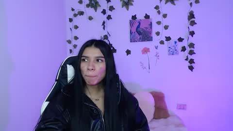 Snapshot of babenik_777 chatting on October 30, 8:49 am babenik_777 online show from October 30, 8:49 am