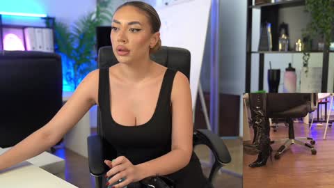 Olivia and Lexi online show from March 27, 5:57 am