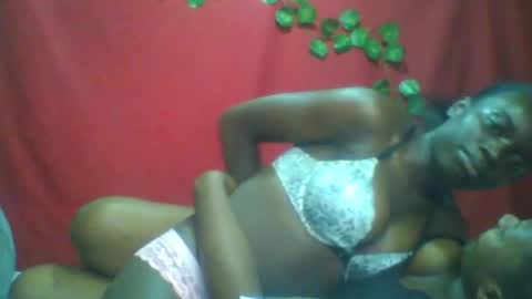 Snapshot of babgirls254 chatting on July 18, 2:21 pm babgirls254 online show from July 18, 2:21 pm