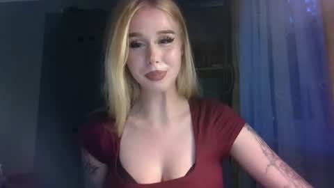 Snapshot of babikamii chatting on July 24, 7:34 pm babikamii online show from July 24, 7:34 pm