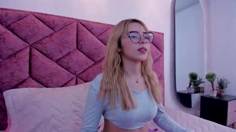 Maddie online show from February 12, 7:20 pm