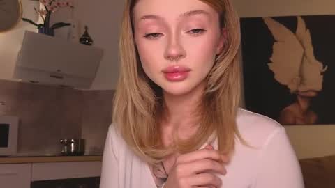 Snapshot of baby_adele chatting on March 12, 6:44 pm bb adele online show from March 12, 6:44 pm