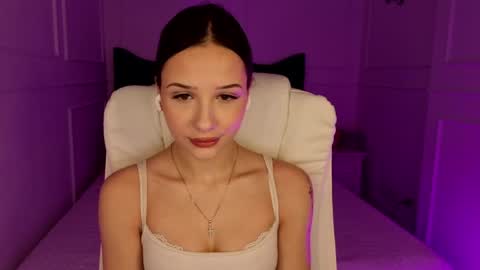 Snapshot of baby_brunettee chatting on April 7, 12:27 pm hey my name is Rita online show from April 7, 12:27 pm