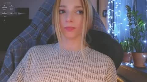 baby gopn1k online show from December 10, 4:56 am