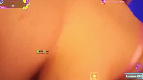 Snapshot of baby_hottye chatting on October 31, 4:13 am Diva x  online show from October 31, 4:13 am