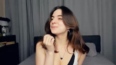 Snapshot of baby_is_ready chatting on October 16, 7:09 am Emily online show from October 16, 7:09 am