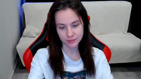 baby_kitte online show from December 20, 4:20 am