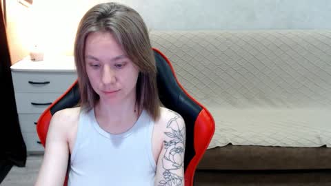 baby_kitte online show from October 13, 3:17 am