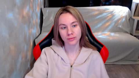 baby_kitte online show from November 25, 4:01 am