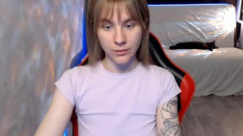 baby_kitte online show from May 19, 1:50 pm