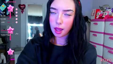 Snapshot of baby_lily1 chatting on September 11, 2:50 pm lily online show from September 11, 2:50 pm