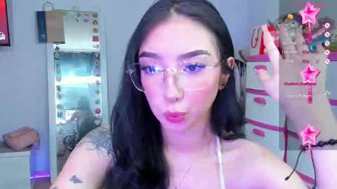 Snapshot of baby_lily1 chatting on October 1, 2:23 pm lily online show from October 1, 2:23 pm