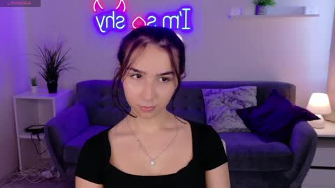 Snapshot of baby_miira chatting on June 8, 6:58 am Mira online show from June 8, 6:58 am