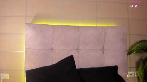 Moon online show from October 30, 3:52 am