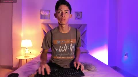 baby_noaht online show from June 16, 12:30 pm