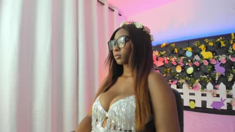 Snapshot of baby_rousse_ chatting on April 4, 12:35 pm baby_rousse_ online show from April 4, 12:35 pm