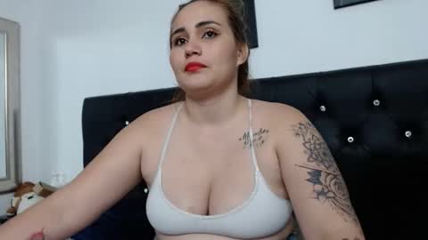 Snapshot of baby_sexgirl_ chatting on November 5, 3:50 am Daniella Soto online show from November 5, 3:50 am