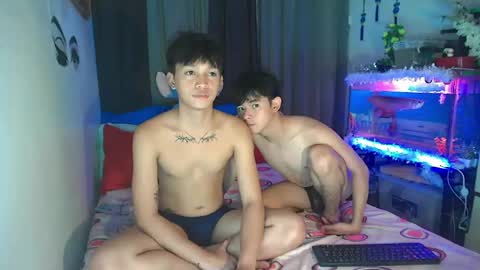 Snapshot of baby_simph chatting on May 4, 8:43 am Josh online show from May 4, 8:43 am