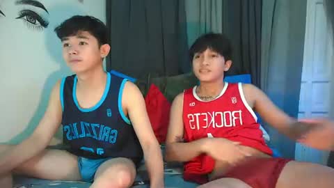 Snapshot of baby_simph chatting on July 17, 4:12 pm Josh online show from July 17, 4:12 pm