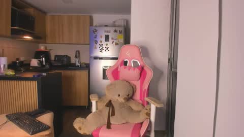 sophia online show from February 7, 5:22 am