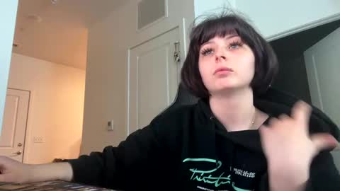 Snapshot of babyblue0194 chatting on January 5, 7:39 pm babybray online show from January 5, 7:39 pm