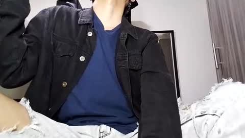 Snapshot of babydarkpink chatting on January 12, 8:25 pm Dani online show from January 12, 8:25 pm