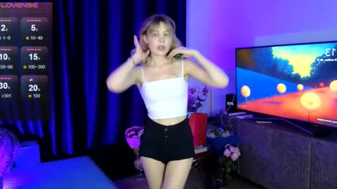 hiii honey im Diana 3 online show from November 15, 2:13 pm