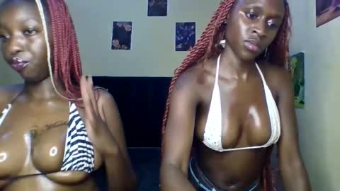 Snapshot of babydoll_230 chatting on March 9, 6:12 pm Babydoll 230 online show from March 9, 6:12 pm