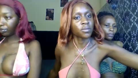 Snapshot of babydoll_230 chatting on March 28, 2:55 am Babydoll 230 online show from March 28, 2:55 am