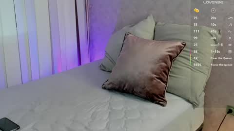 babyfoxxx_ online show from May 24, 1:05 pm