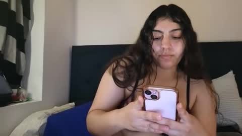 Snapshot of babygotbackends chatting on February 19, 6:20 am BabyGotBackends online show from February 19, 6:20 am