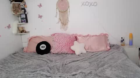 Imi-Baby online show from May 9, 12:27 am