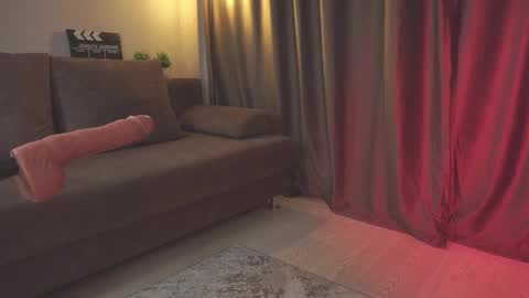 babykadrain online show from February 20, 6:26 am