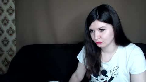 babykaten online show from November 17, 7:25 am