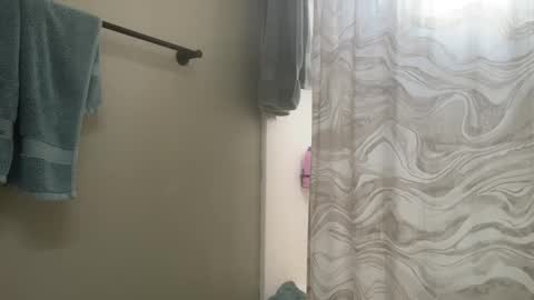 Snapshot of babykinks69 chatting on January 11, 6:13 pm babykinks69 online show from January 11, 6:13 pm